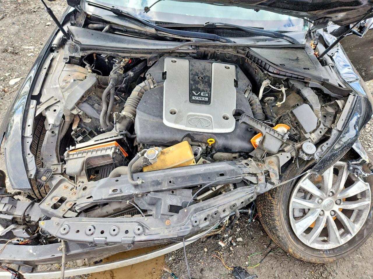 2014 INFINITI Q50