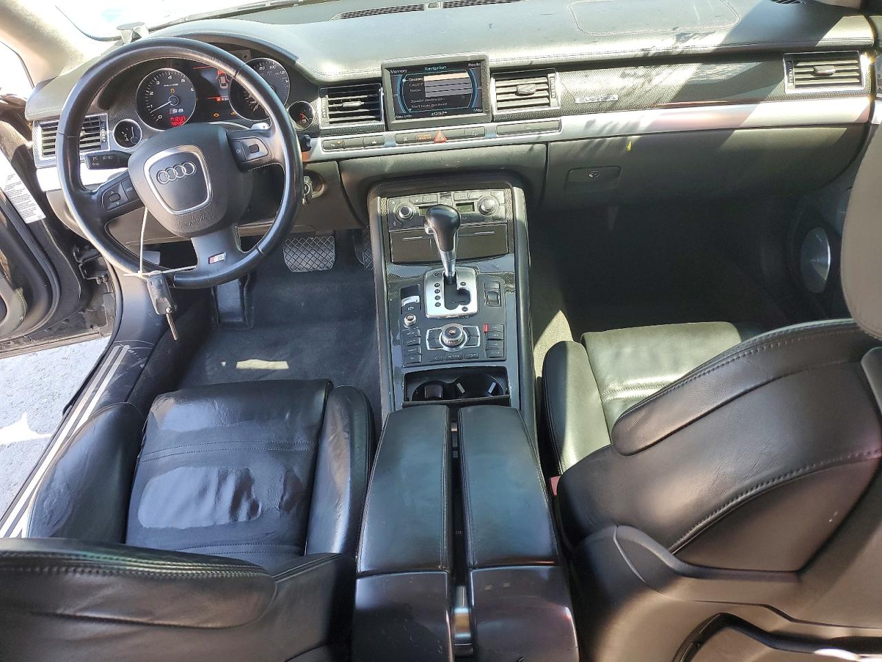 2007 AUDI S8
