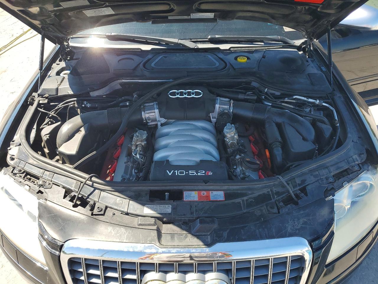 2007 AUDI S8