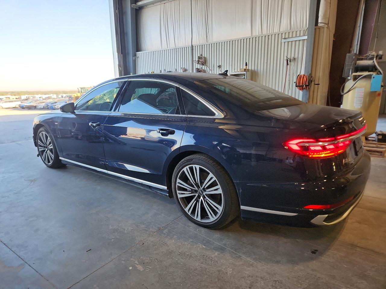 2023 AUDI A8