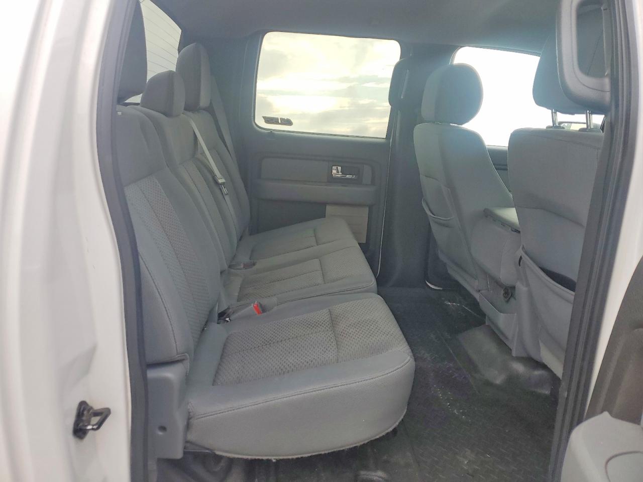 2014 FORD F150