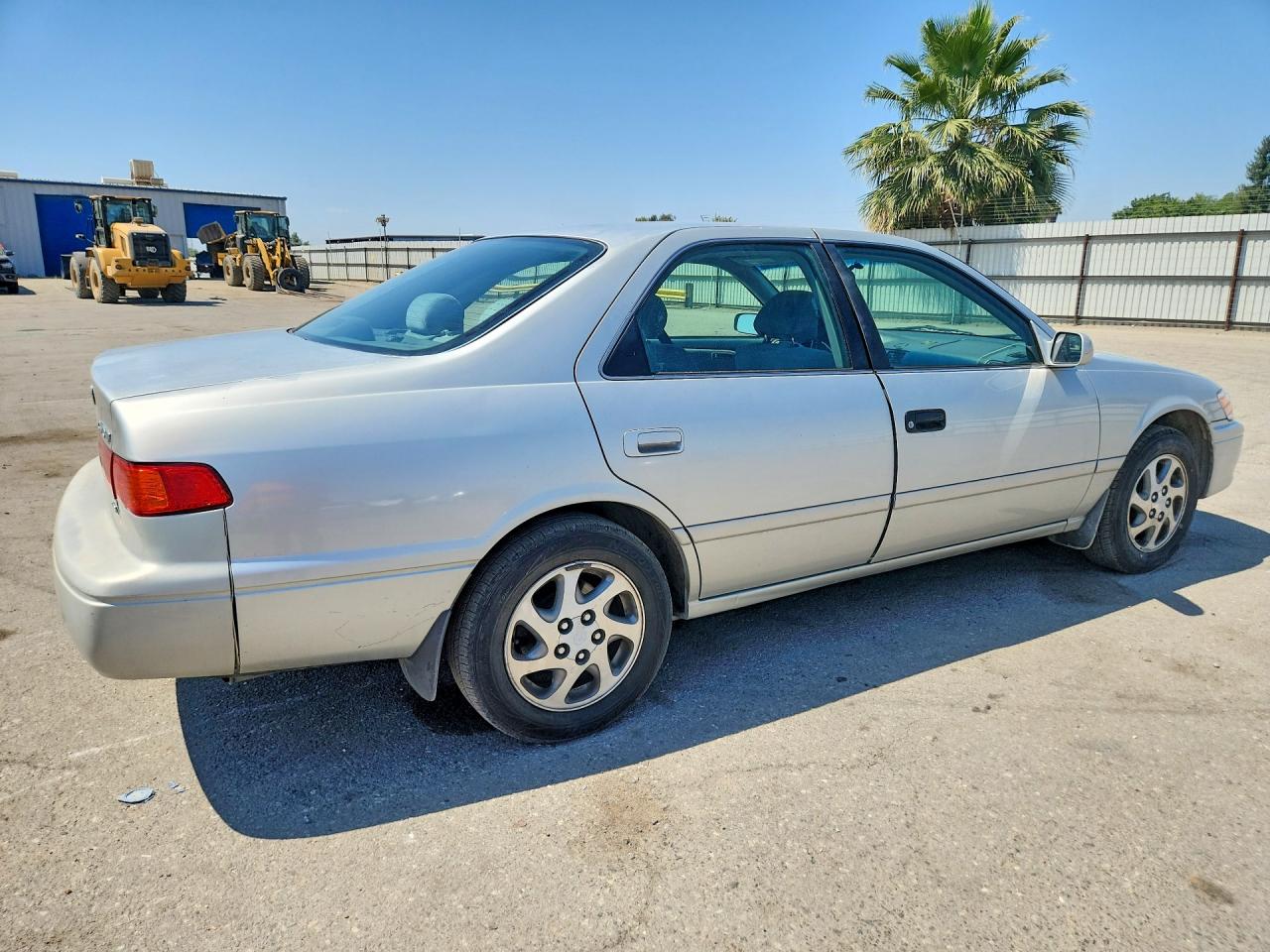 2001 TOYOTA CAMRY