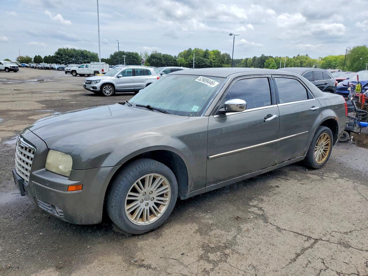 2010 CHRYSLER 300