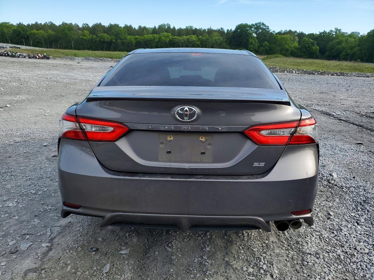 2018 TOYOTA CAMRY