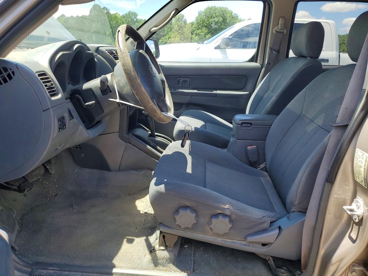 2004 NISSAN FRONTIER