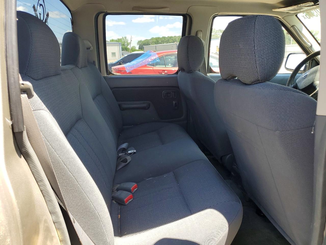 2004 NISSAN FRONTIER