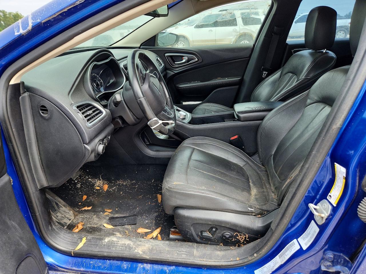 2016 CHRYSLER 200