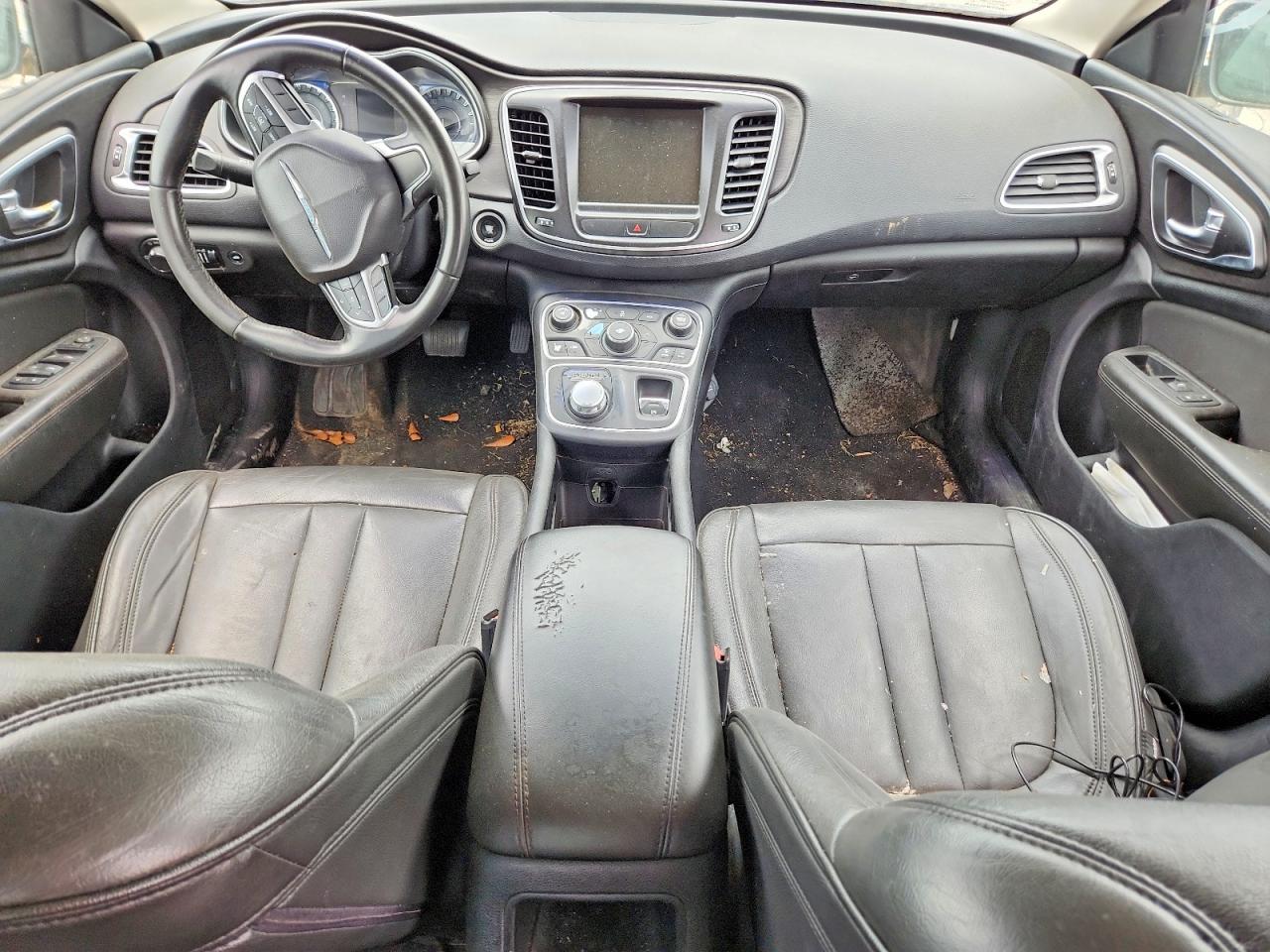 2016 CHRYSLER 200