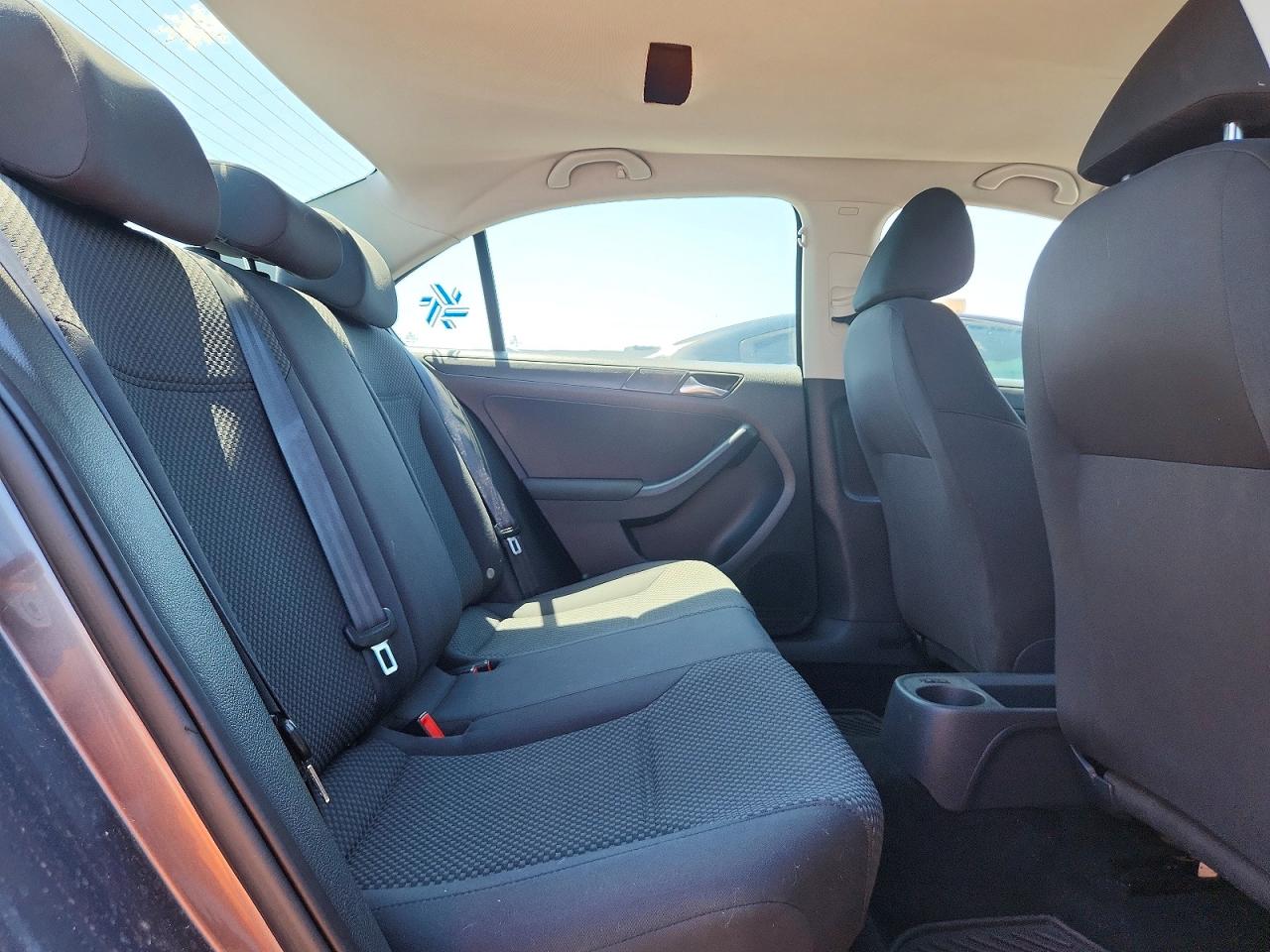 2011 VOLKSWAGEN JETTA