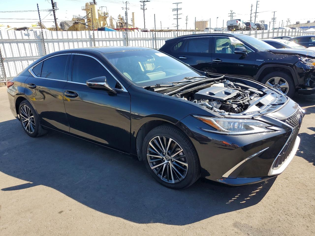 2022 LEXUS ES300