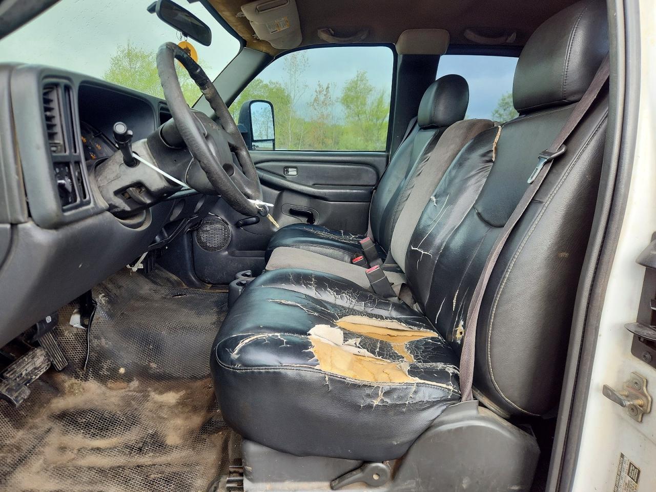2005 GMC SIERRA
