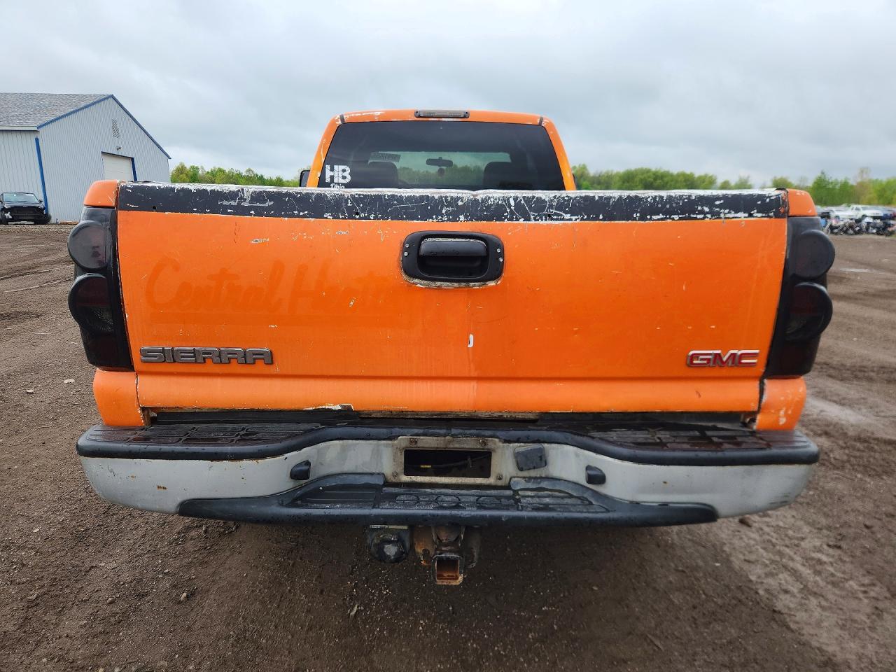 2005 GMC SIERRA