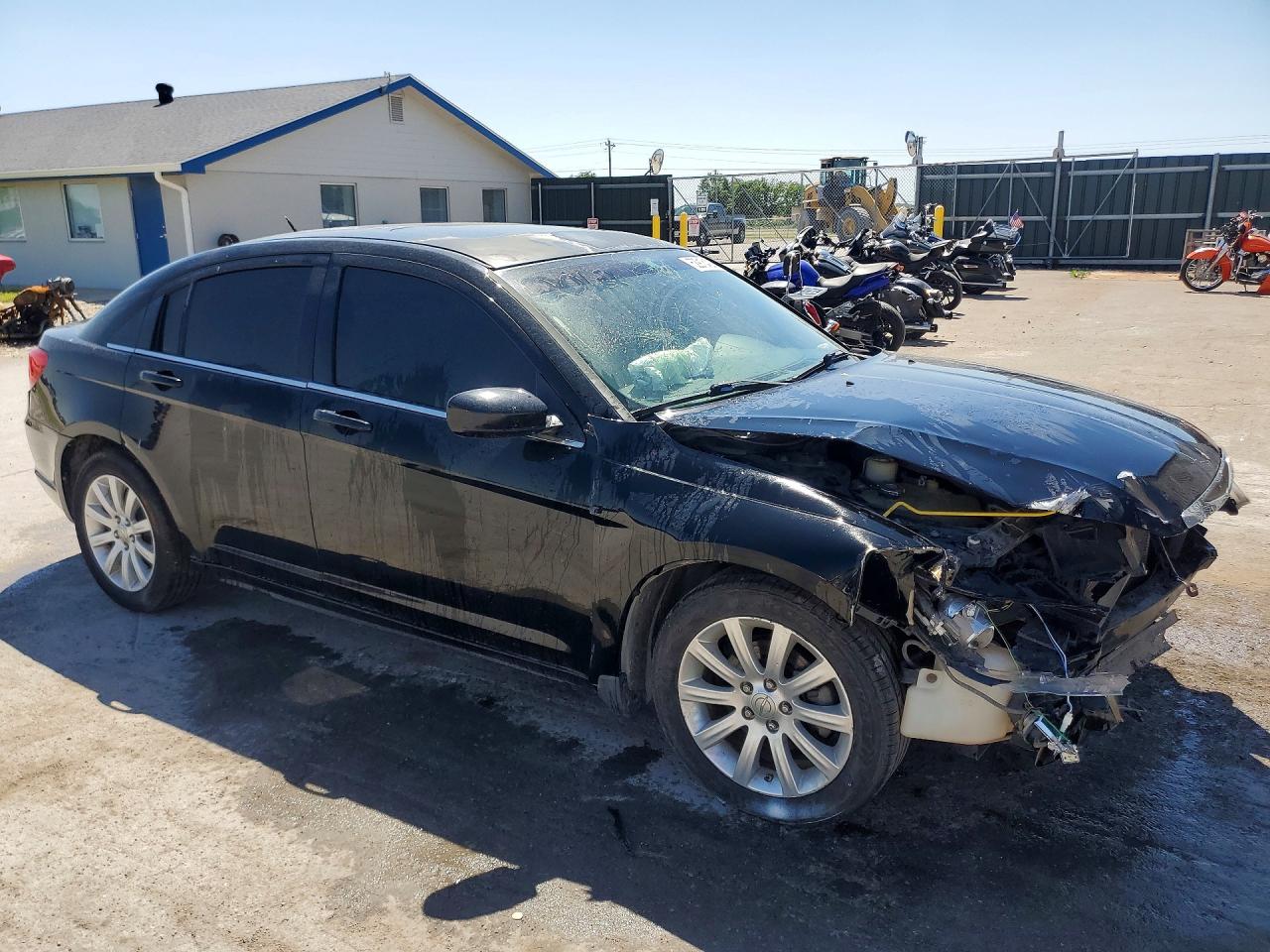 2012 CHRYSLER 200