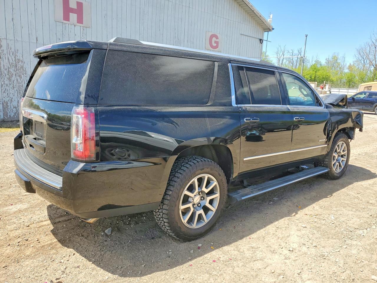 2015 GMC YUKON