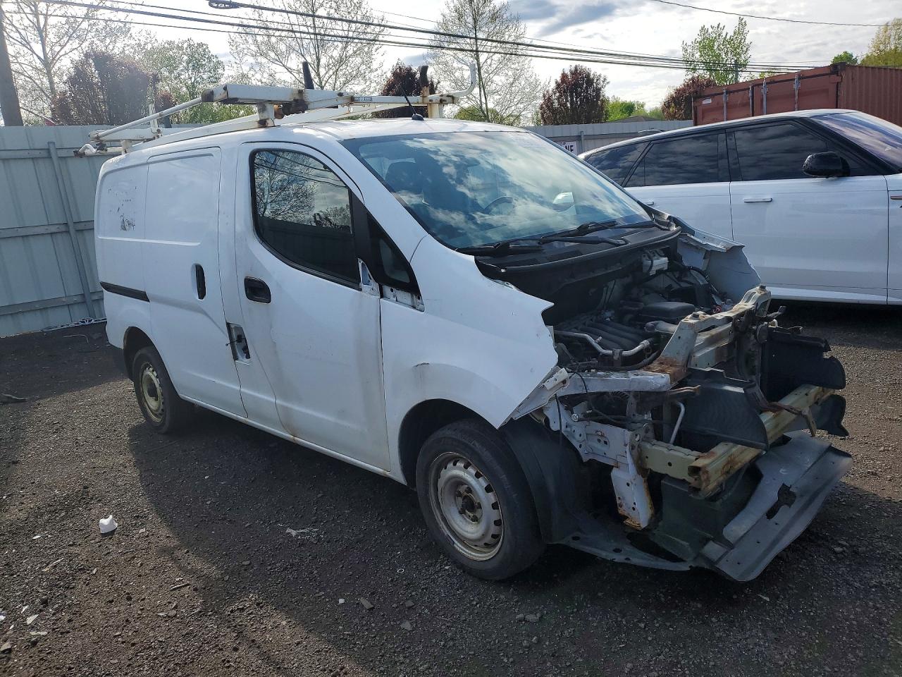 2015 NISSAN NV
