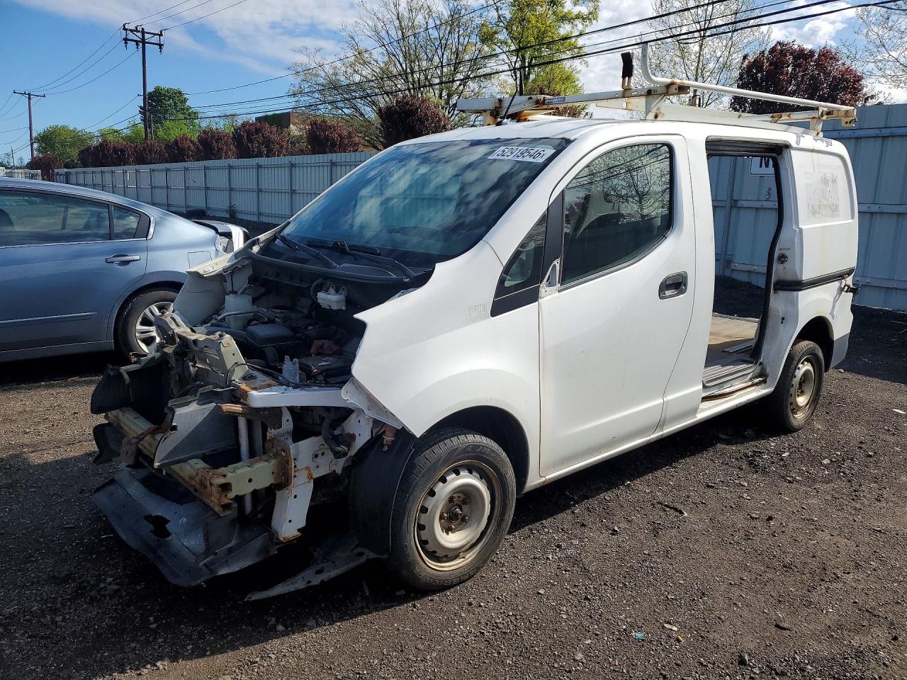 2015 NISSAN NV