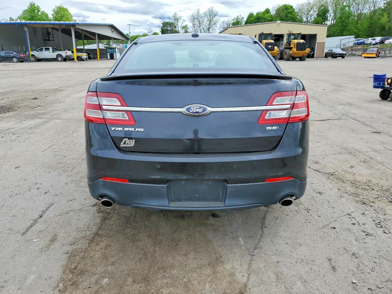 2015 FORD TAURUS