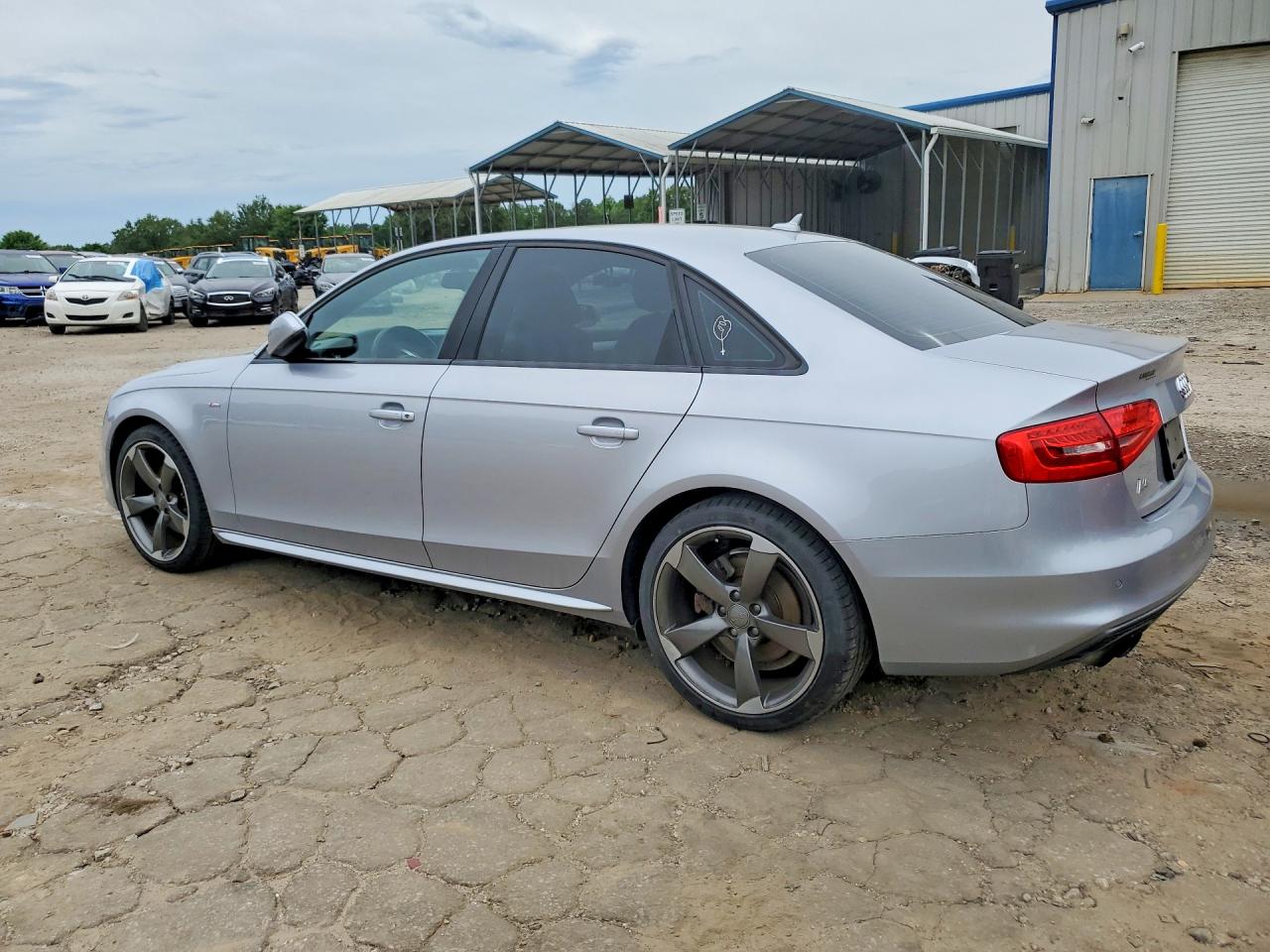 2015 AUDI A4