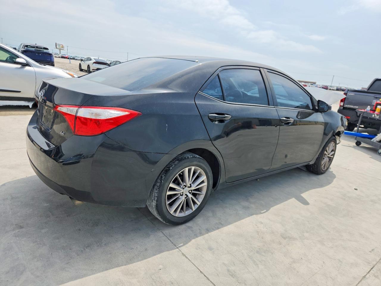 2015 TOYOTA COROLLA