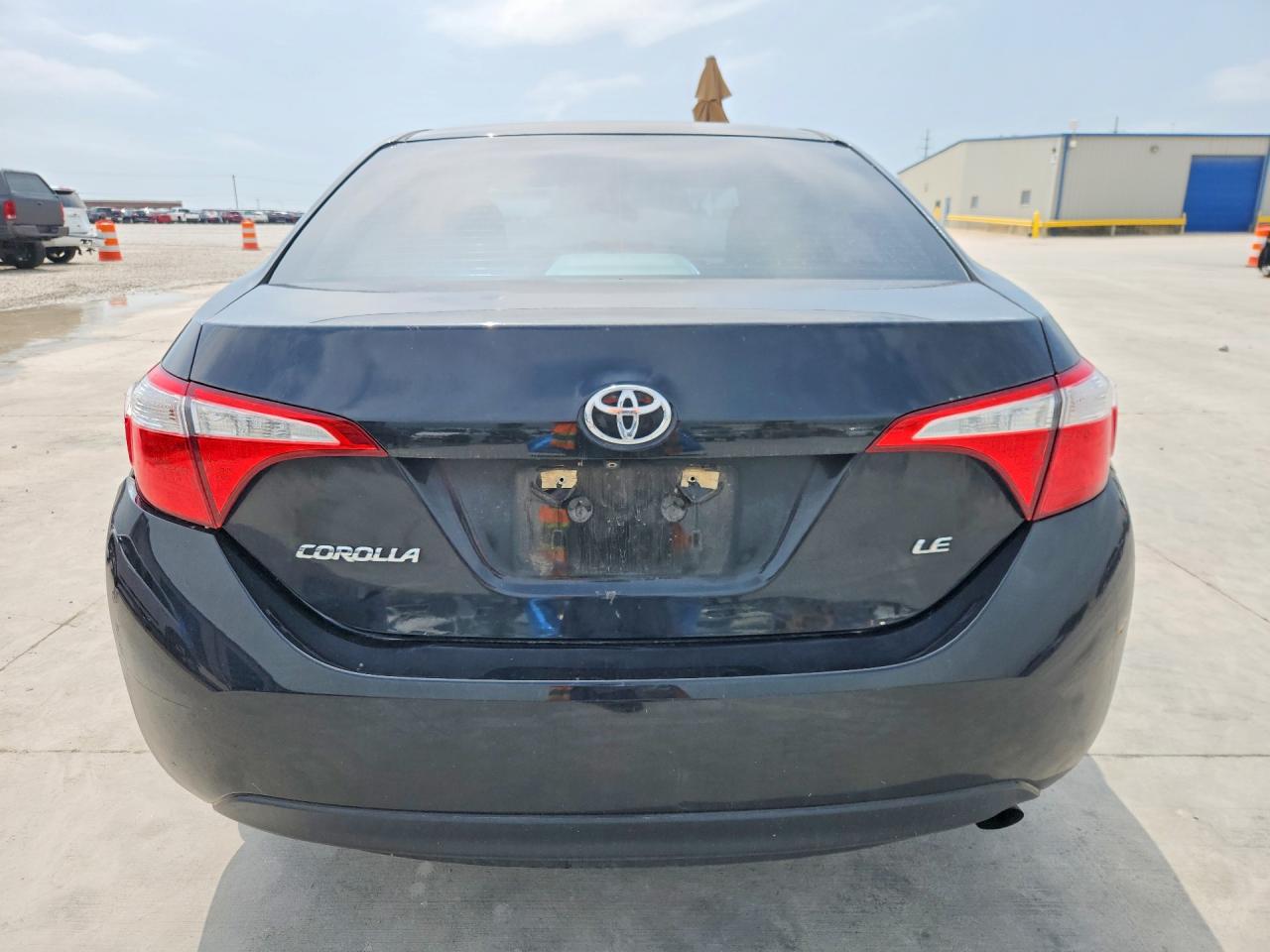 2015 TOYOTA COROLLA