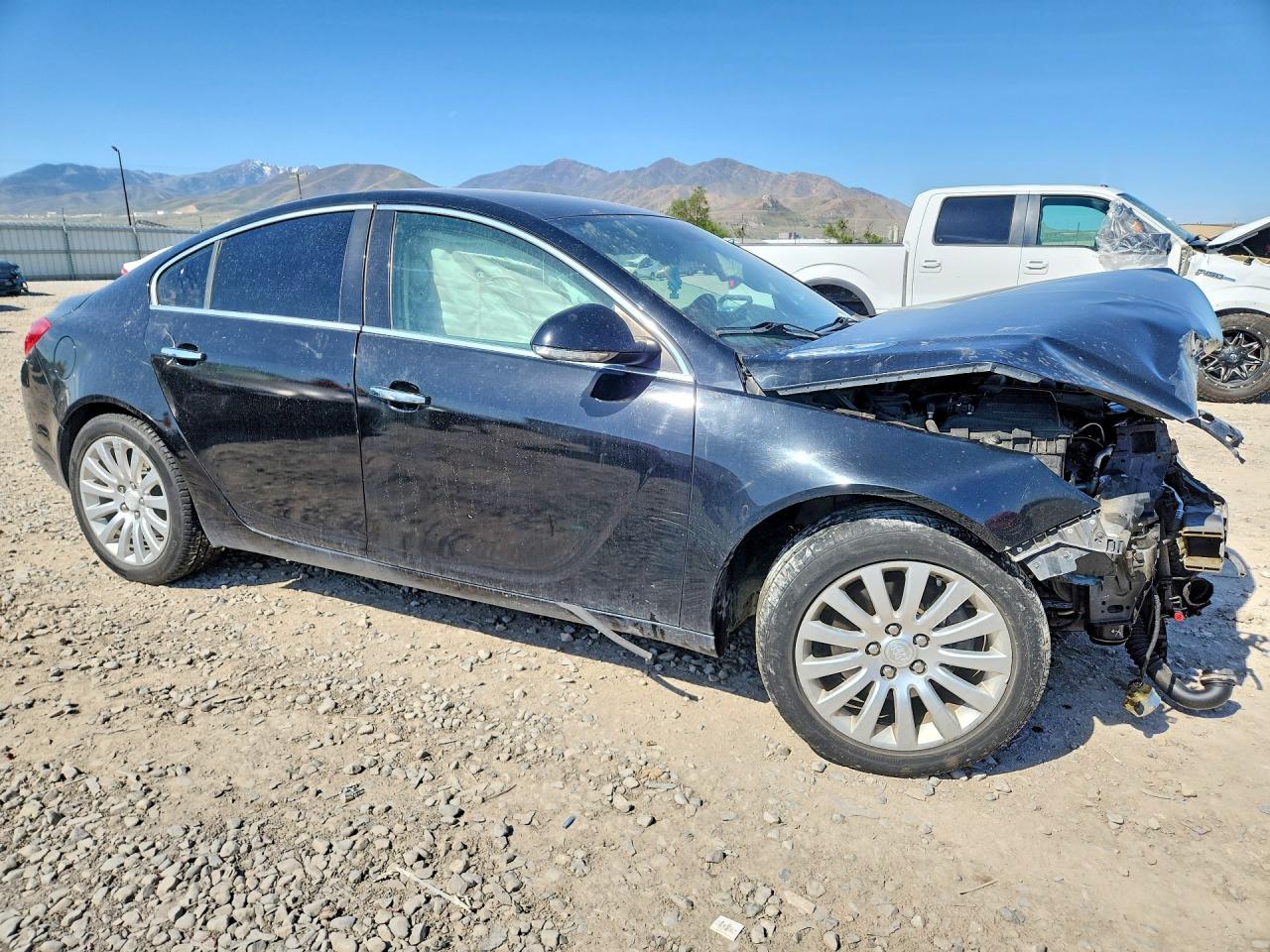 2013 BUICK REGAL