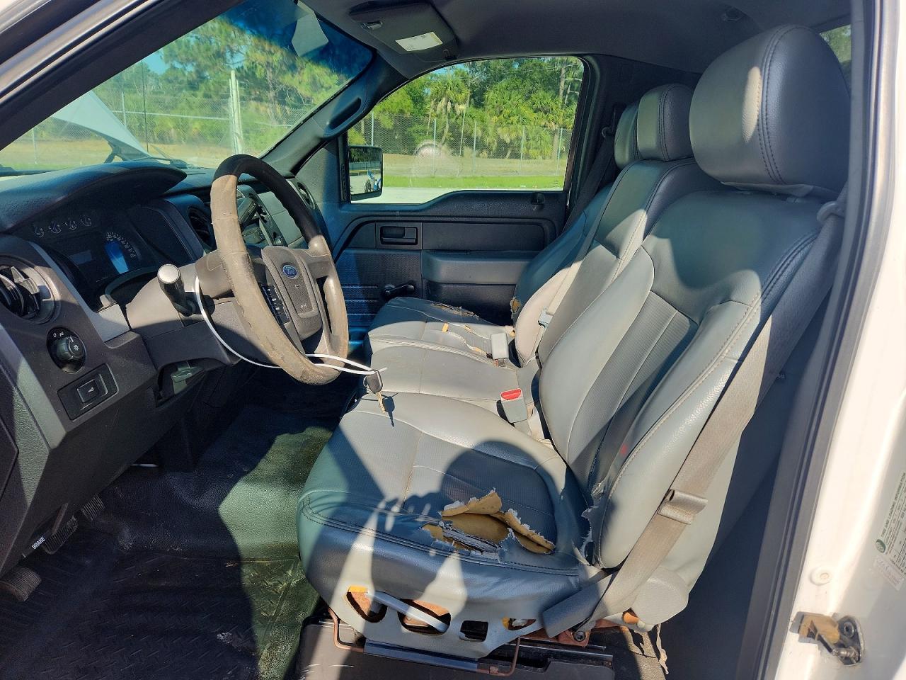 2013 FORD F150