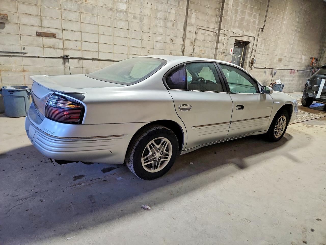 2000 PONTIAC BONNEVILLE