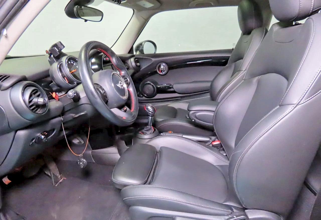 2019 MINI COOPER