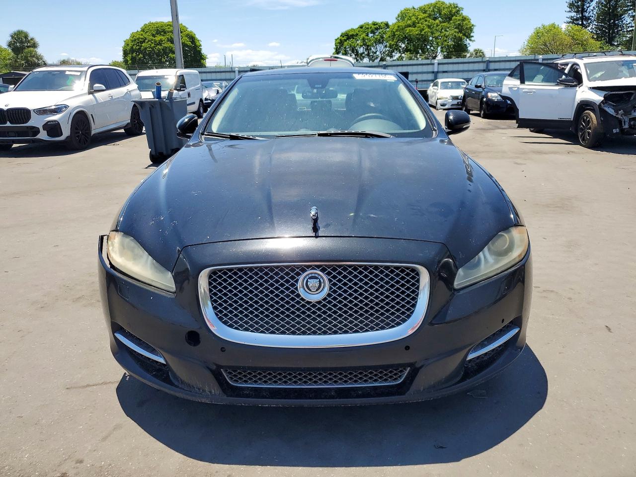 2012 JAGUAR XJ