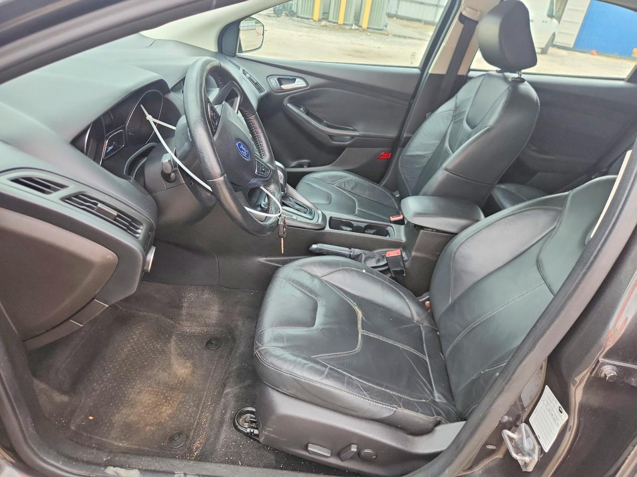2016 FORD FOCUS