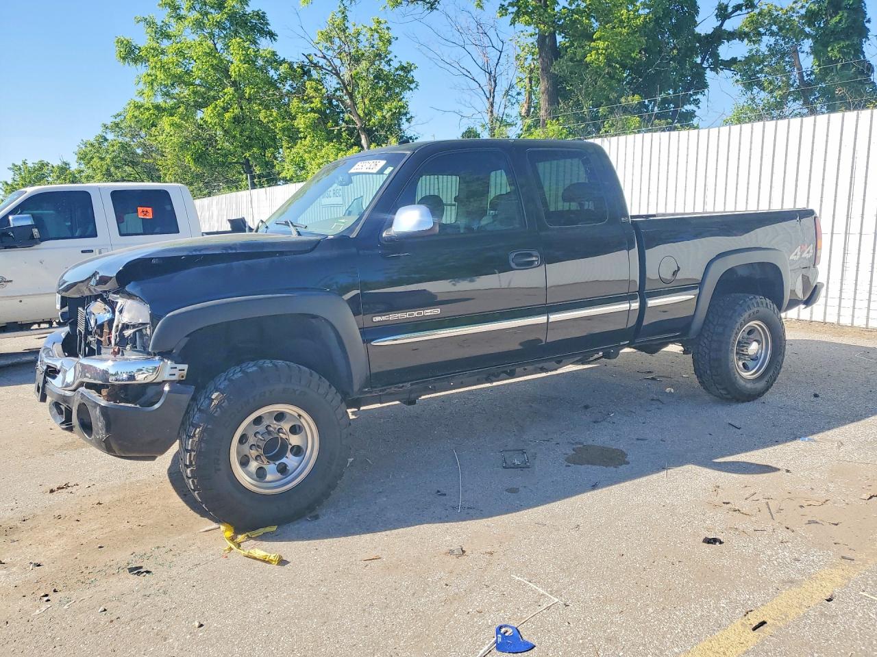 2002 GMC SIERRA