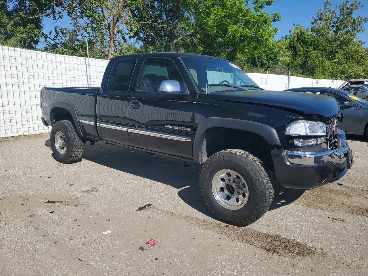 2002 GMC SIERRA