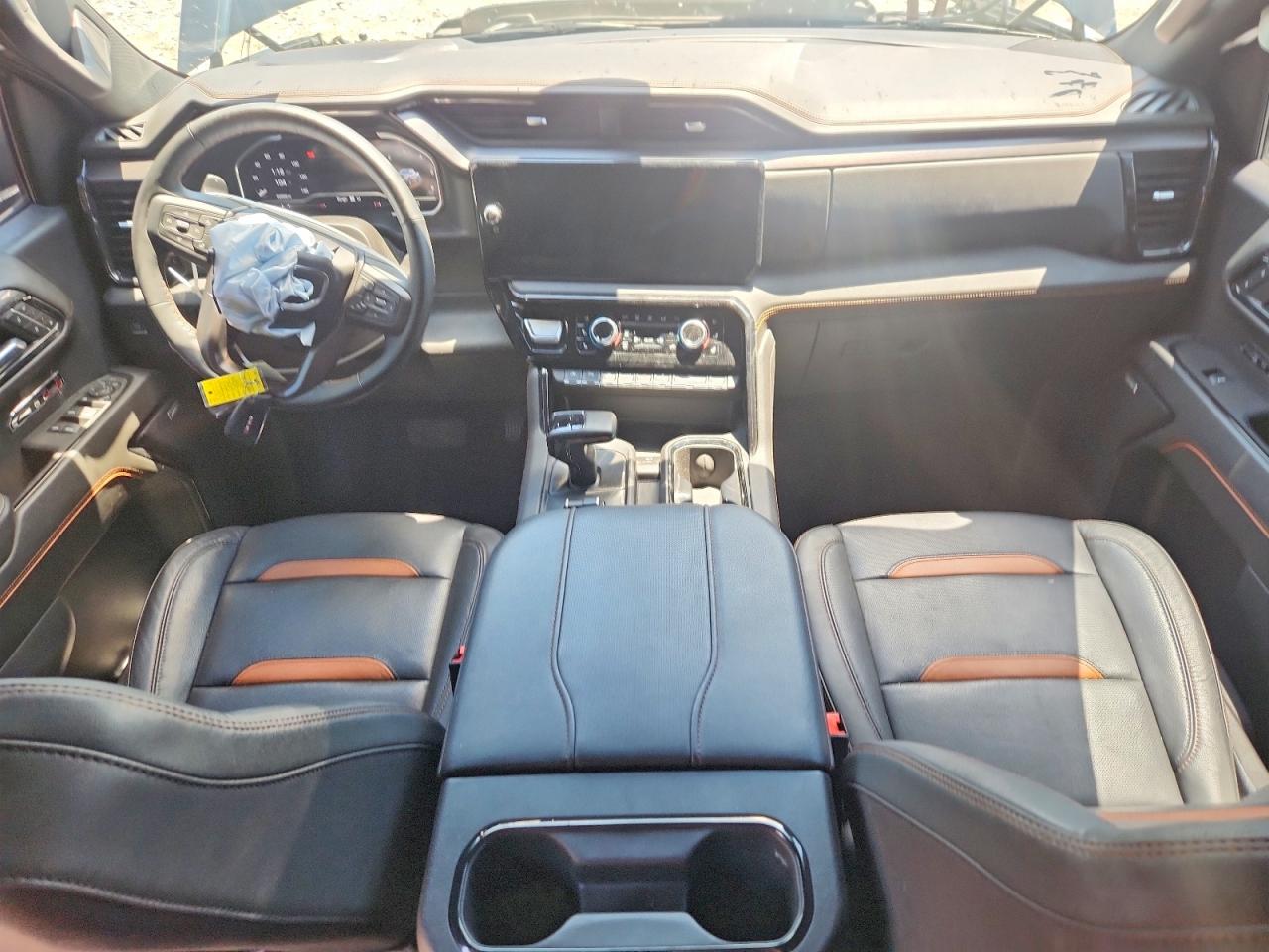 2024 GMC SIERRA