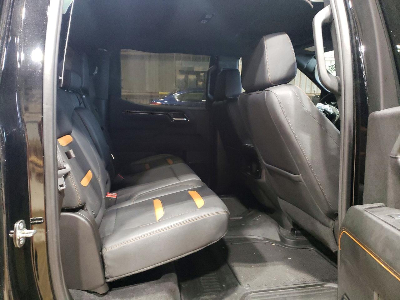 2024 GMC SIERRA