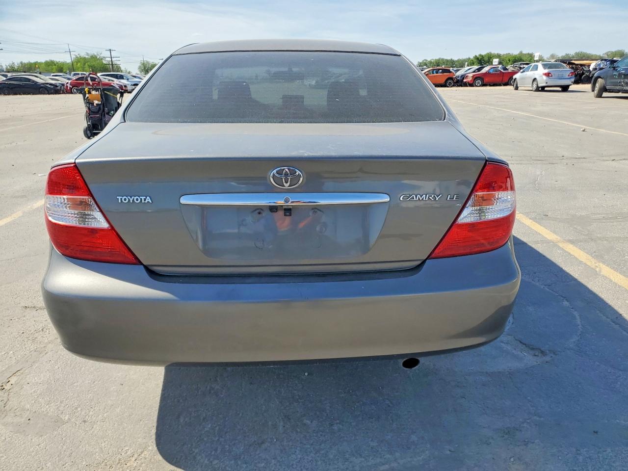 2004 TOYOTA CAMRY