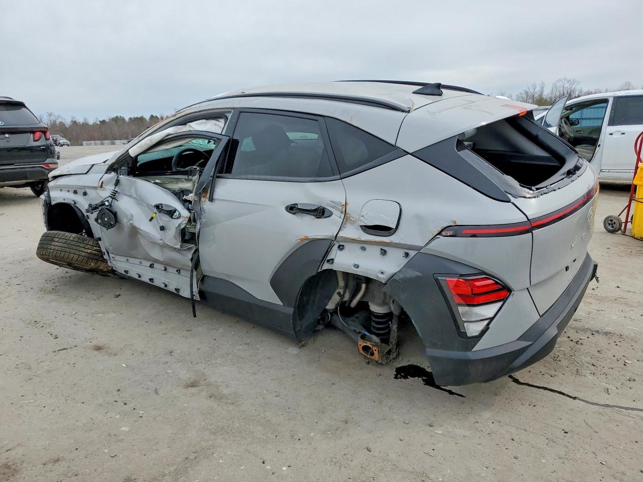 2024 HYUNDAI KONA
