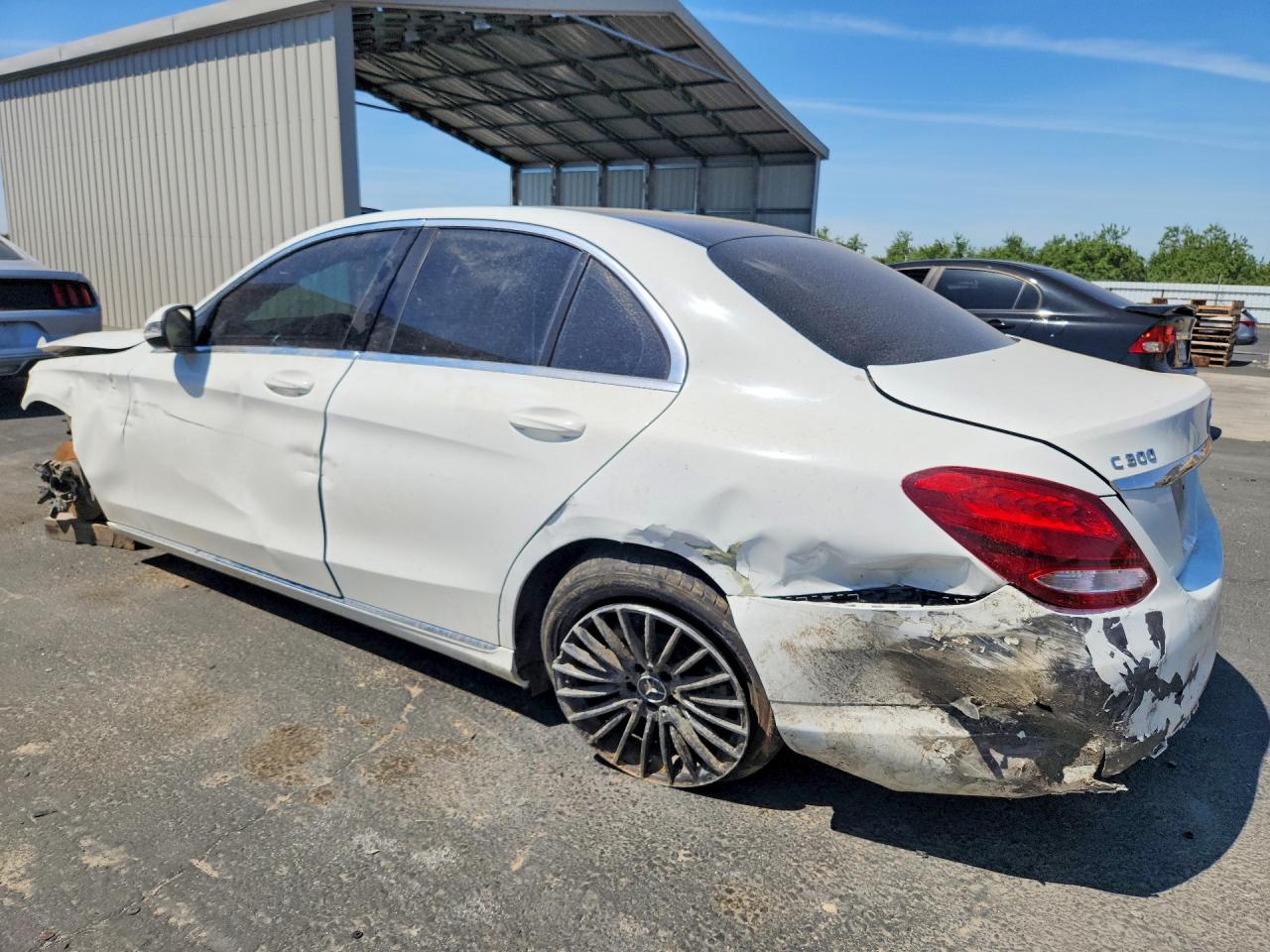 2016 MERCEDES-BENZ C-CLASS