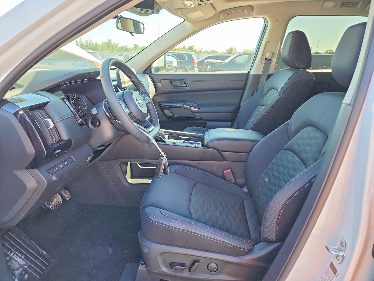 2025 NISSAN PATHFINDER