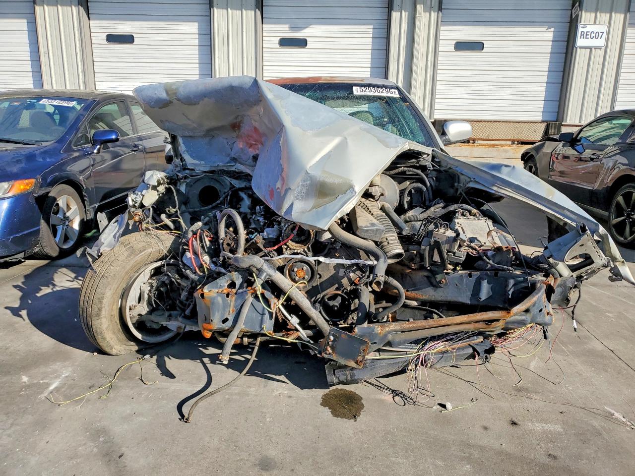 2005 MERCURY GRMARQUIS