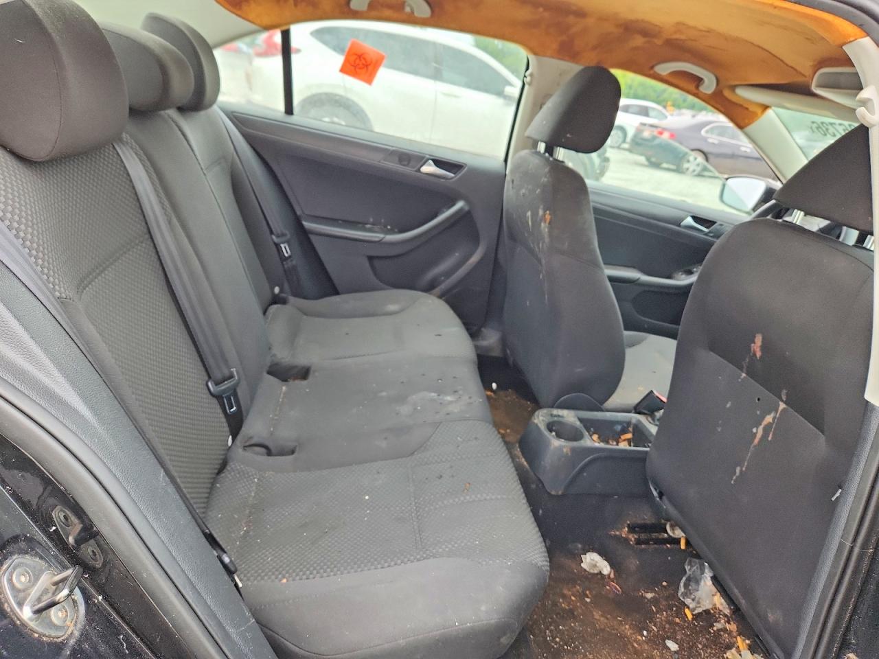 2013 VOLKSWAGEN JETTA