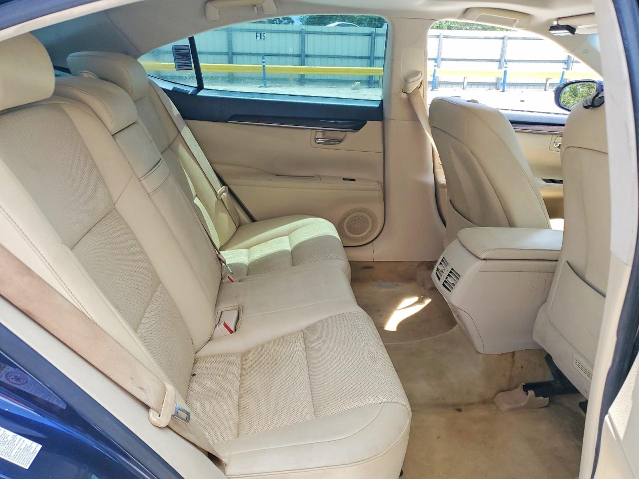 2015 LEXUS ES350