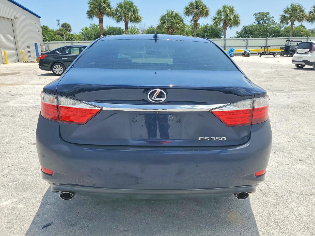 2015 LEXUS ES350