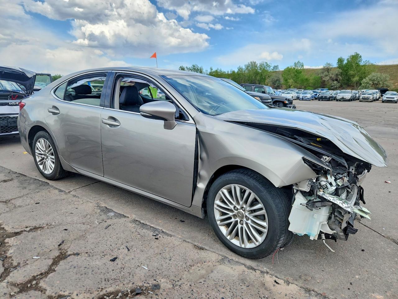 2015 LEXUS ES350
