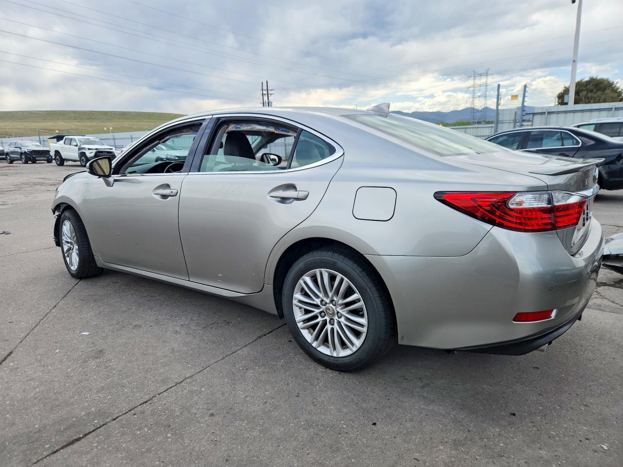 2015 LEXUS ES350