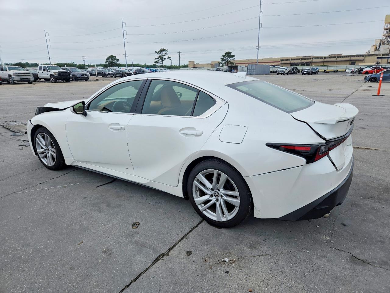 2021 LEXUS IS
