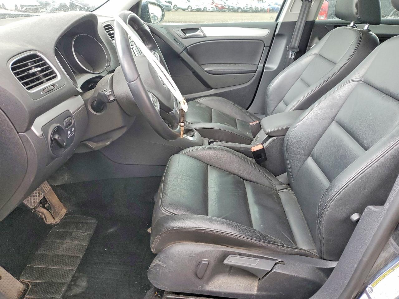 2012 VOLKSWAGEN GOLF