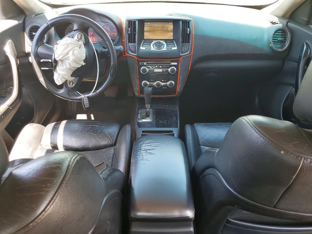 2011 NISSAN MAXIMA