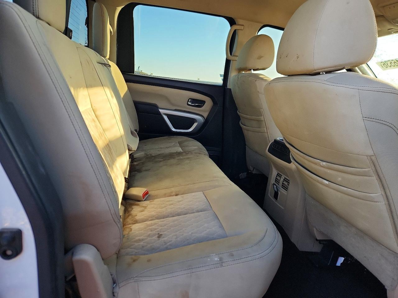 2018 NISSAN TITAN
