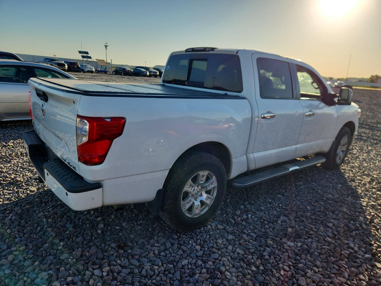 2018 NISSAN TITAN