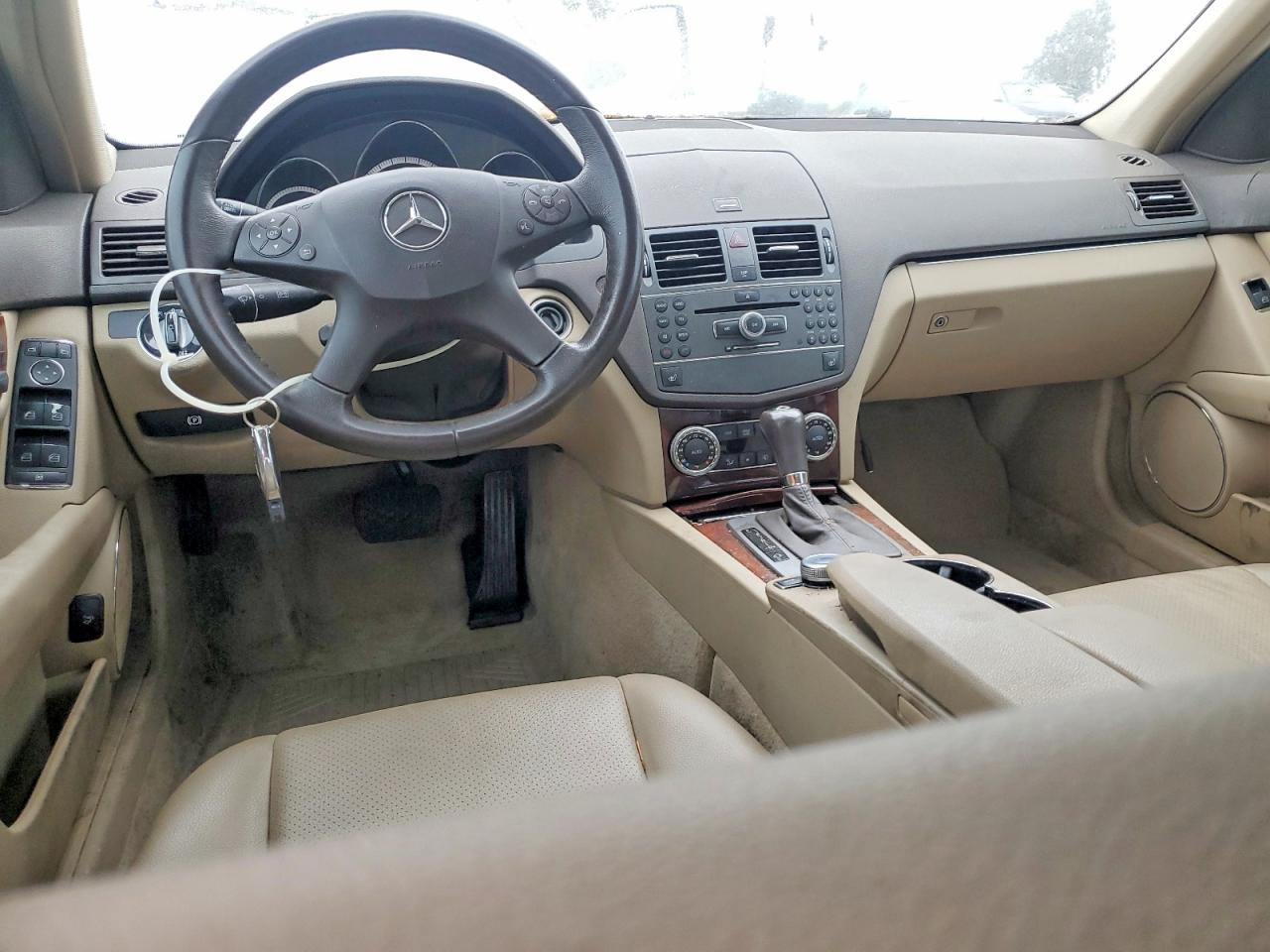 2010 MERCEDES-BENZ C-CLASS